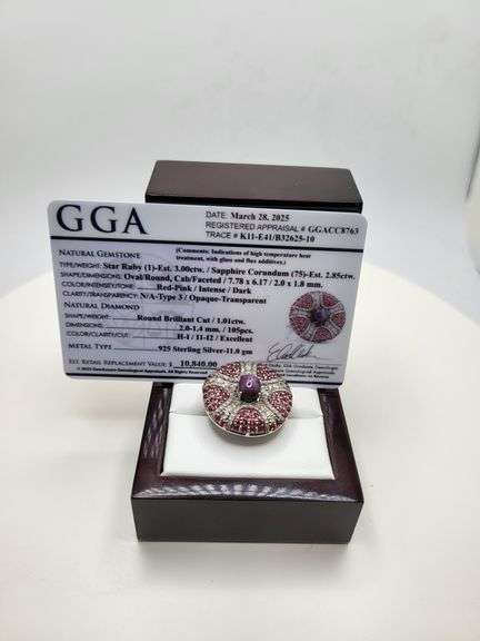 Very fine star ruby and sapphire set in silver ring
