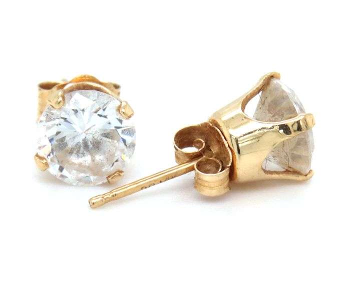 3 Pairs of 14kt yellow gold CZ stud earrings