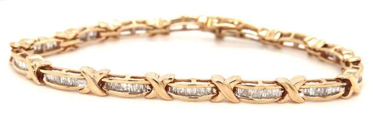 10kt Yellow gold 1.55ctw baguette diamond station bracelet