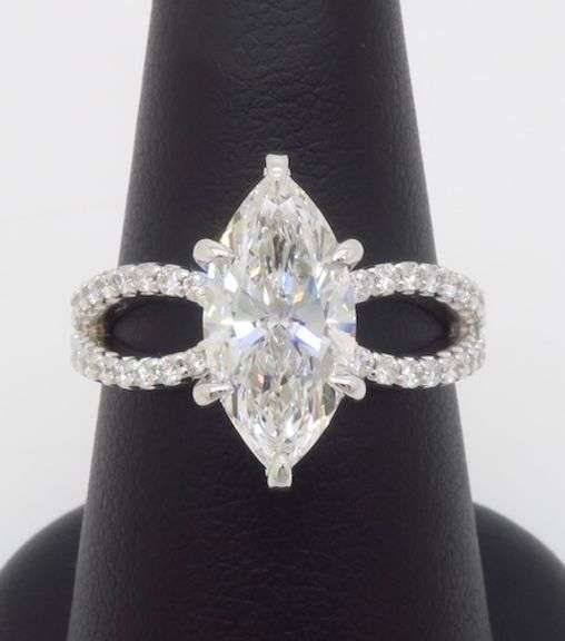 Certified 2.85CTW Marquise Diamond Ring