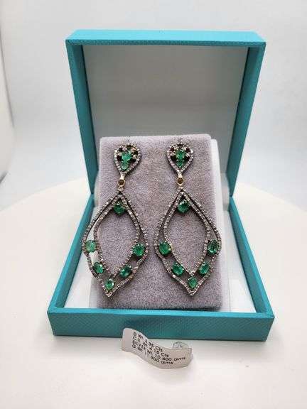 Very high quality hand made emerald and diamonds on silver earrings