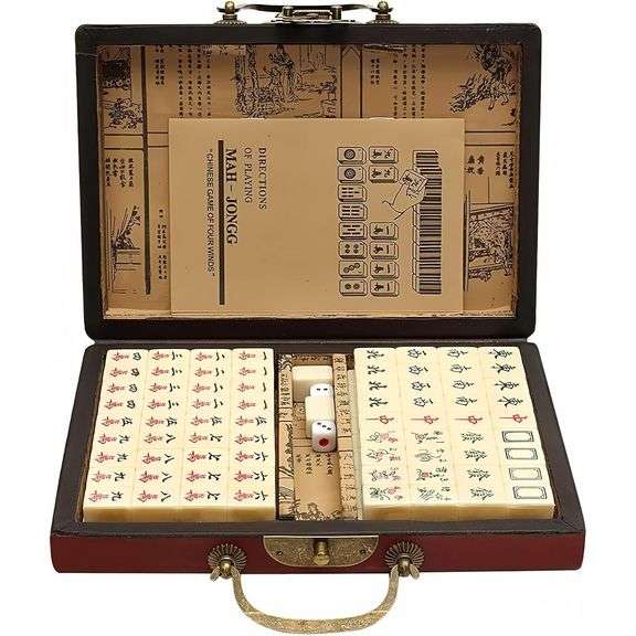 Traditional Chinese Mahjong Set