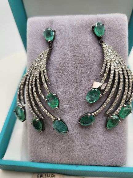 Very high quality hand made emerald and diamonds on silver earrings