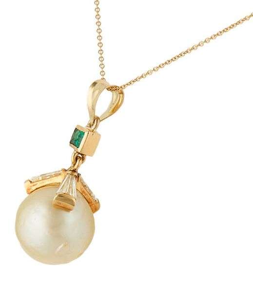 15.0MM Pearl Emerald and 1.00ctw Tapered Baguette Diamonds Pendant Necklace in 18K