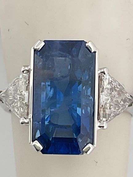 CERTIFIED BRAND NEW NATURAL BURMESE SAPPHIRE WITH DIAMOND RING