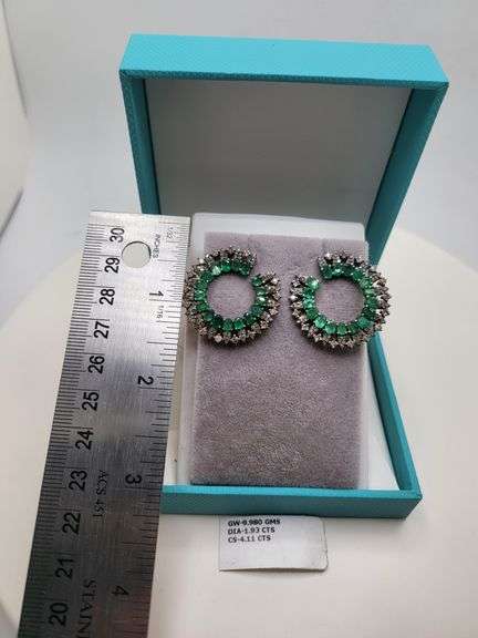 Very high quality hand made emerald and diamonds on silver earrings