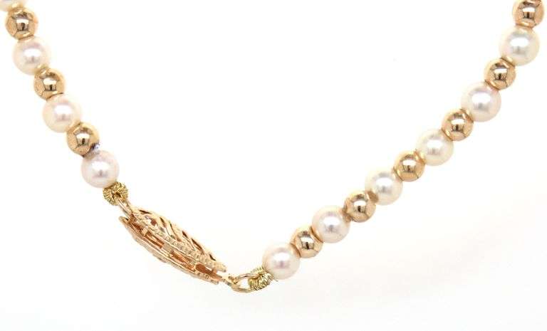 4.5-5mm pearl and gold ball necklace in yellow gold
