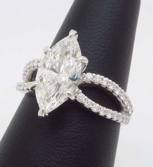 Certified 2.85CTW Marquise Diamond Ring