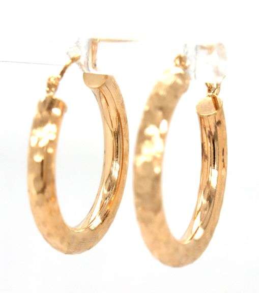 14kt Yellow gold diamond cut florentine hoop earrings