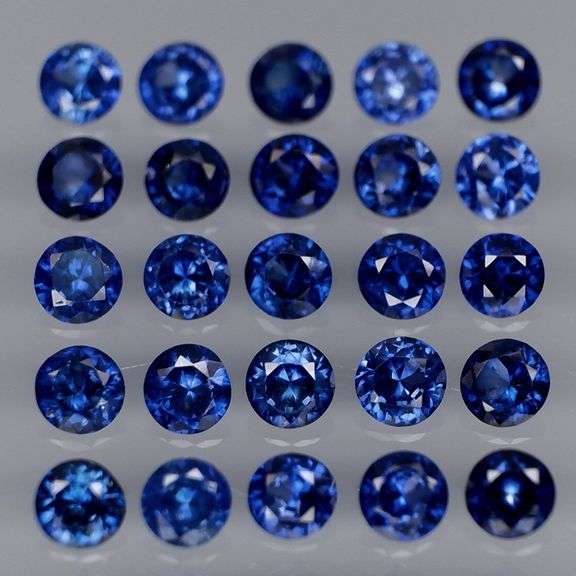 Excellent 2.64ct classic blue Sapphire set