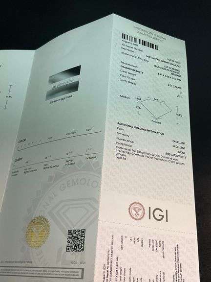 I.G.I CERTIFIED  2.01 CARAT LOOSE DIAMOND - RADIANT CUT