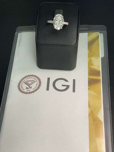 CERTIFIED BRAND NEW DIAMOND ENGAGEMENT RING 14K WHITE GOLD. 3.75 CARATS.