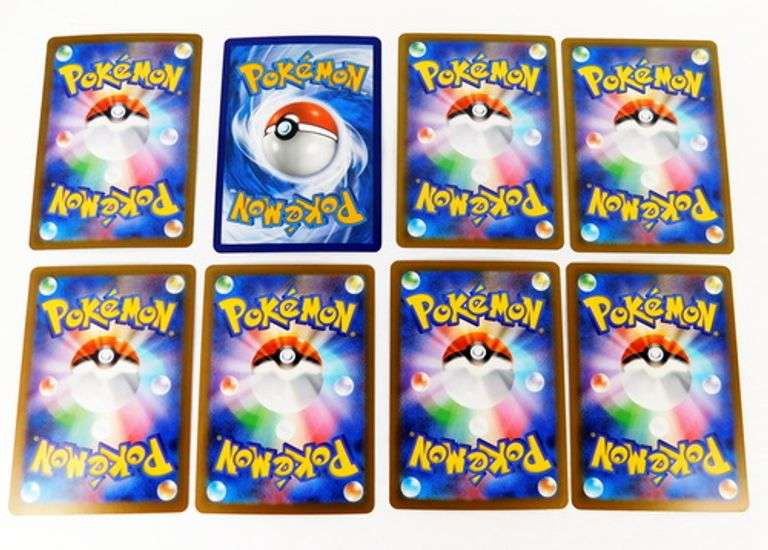 8 Pokémon 2023 Trade Cards