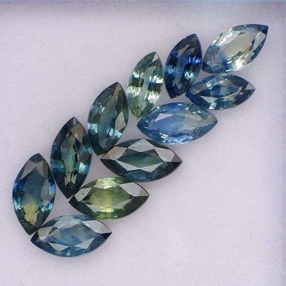Heated only! 3.02ct marquise cut Australian Sapphire set!