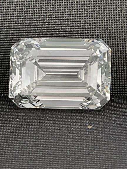 Loose Diamond 5.63 carat Emerald Cut