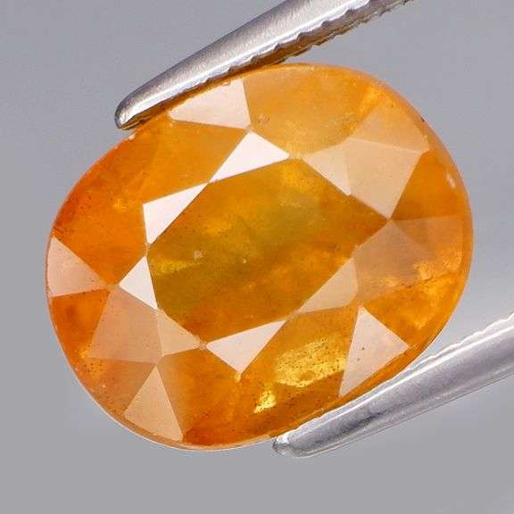 Stunning! Large! 4.94ct saffron yellow Sapphire!
