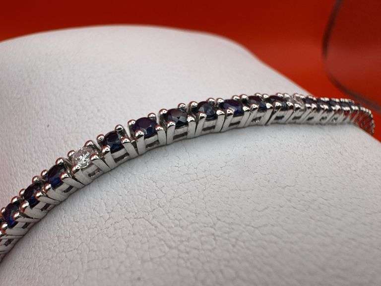 14K White Gold Sapphires and Diamond Tennis Bracelet