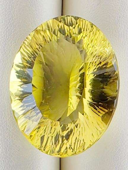 Non-stop flashing! Collectors sized 74.20ct brilliant lemon Citrine!
