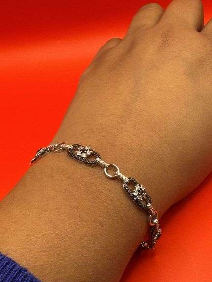 18K White Gold Black and White Diamond Tennis Bracelet