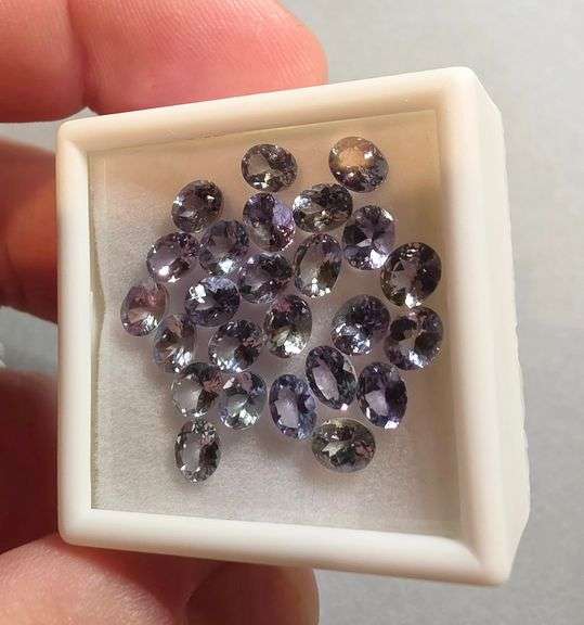 Substantial 10.21ct 25pc 5x4mm Tanzanite set