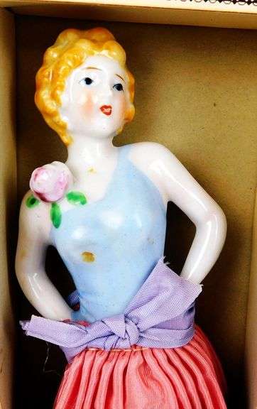 Vintage Half Doll Boudoir Brush in Box