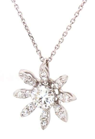 14kt White gold 0.90ctw diamond flower pendant on chain