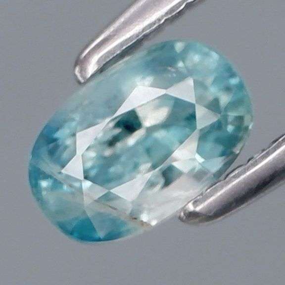 Gorgeous! Solitaire sized .55ct light blue Australian Sapphire!