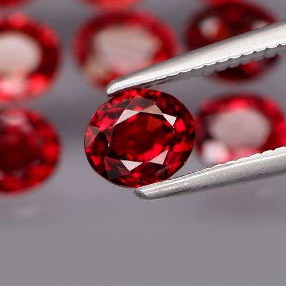Top cherry red! 7.80ct natural set of Rhodolite Garnets!