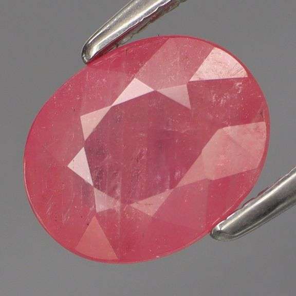 Super glossy! 1.88ct pinkish red Ruby! Heated only!
