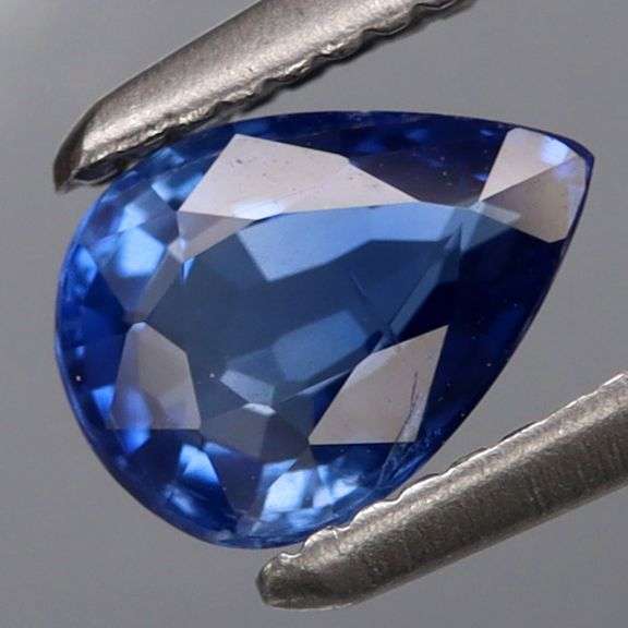 Untreated!!! VS cornflower blue Sapphire weighing .76 carats!