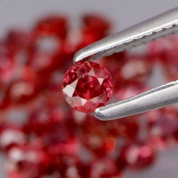 Untreated! Rare color! 3.26ct Imperial red Sapphire set!!!
