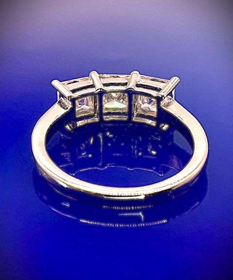 Sparkling 3.25 Ct  White Fire Mossanite Ring