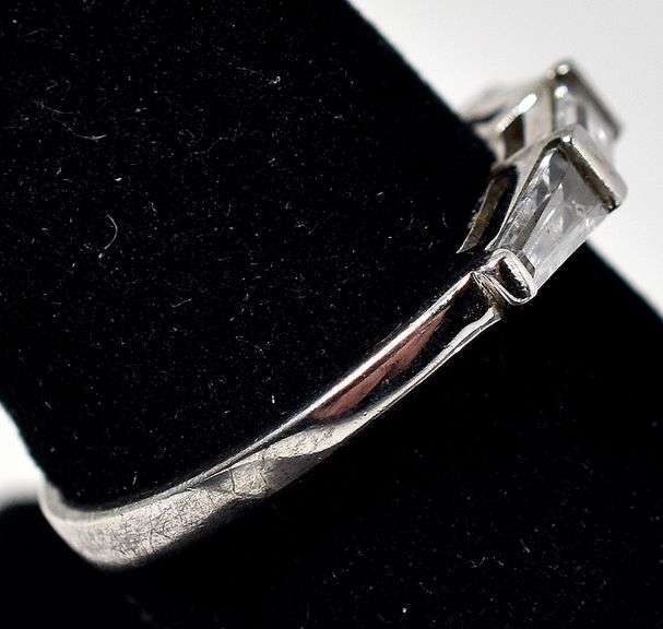 CZ Gemstone Ring in Sterling Silver