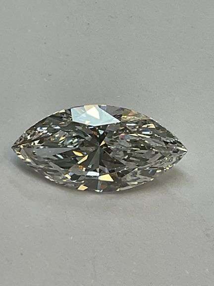 I.G.I CERTIFIED 5.01 CARATS MARQUISE CUT DIAMOND