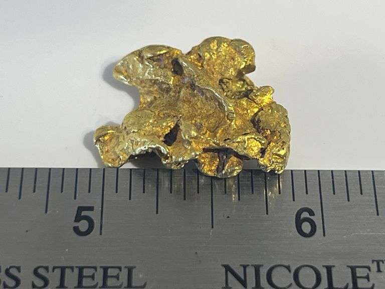 Extremely collectable and rare 22k Gold Australian Gold Nugget