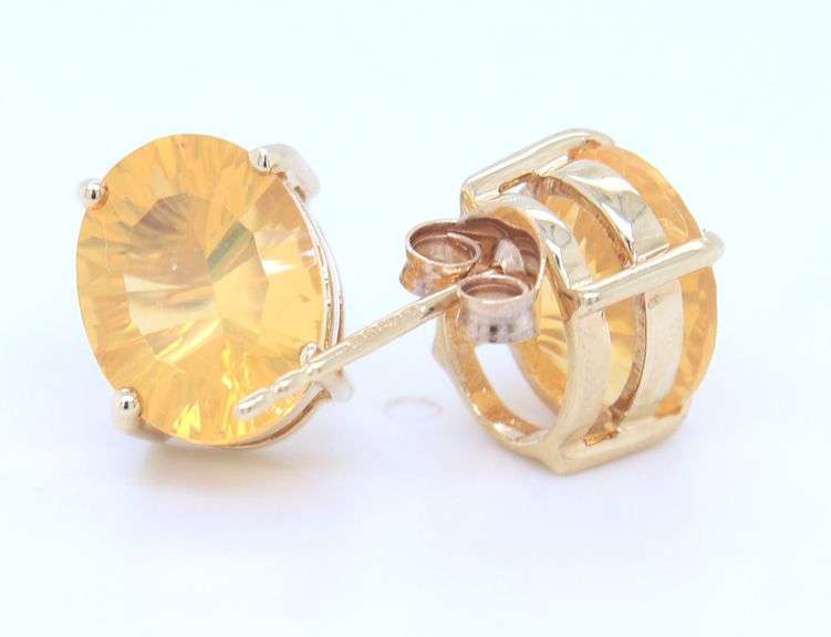 9kt Yellow gold 2.73ctw Brazilian fire opal earrings