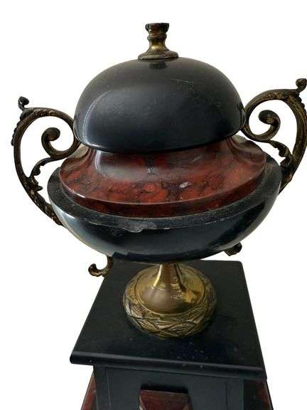 Decorative sculptures Decorative sculptures