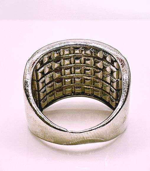 Sparkling 9.5  Ctw Lab Simulated Diamond Ring