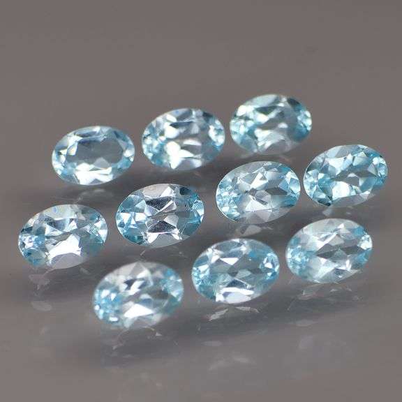 Matched! 10 piece 9.52ct glittering sky blue Topaz set