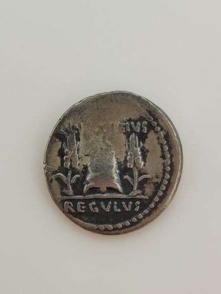 42BC Roman Republic , L. Livineneius Regulus, AR Denarius