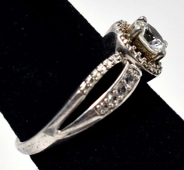 CZ Gemstone Ring in Sterling Silver