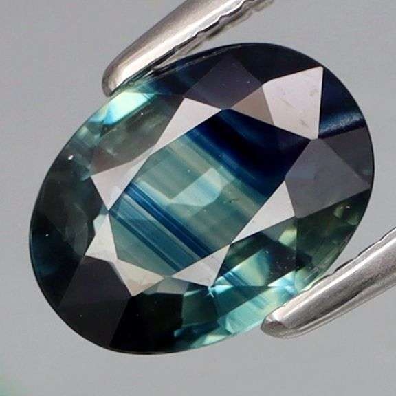 Intriguing 1.31ct bi-color Australian Sapphire -Heated only!!!
