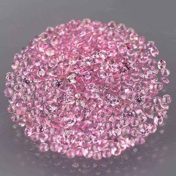 360 pieces! 2.01ct diamond cut pink Sapphire set
