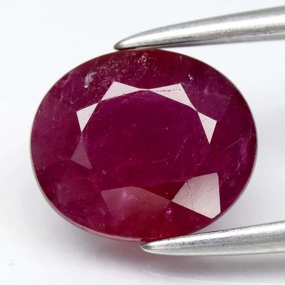 Amazing blood red 1.45ct Ruby center stone
