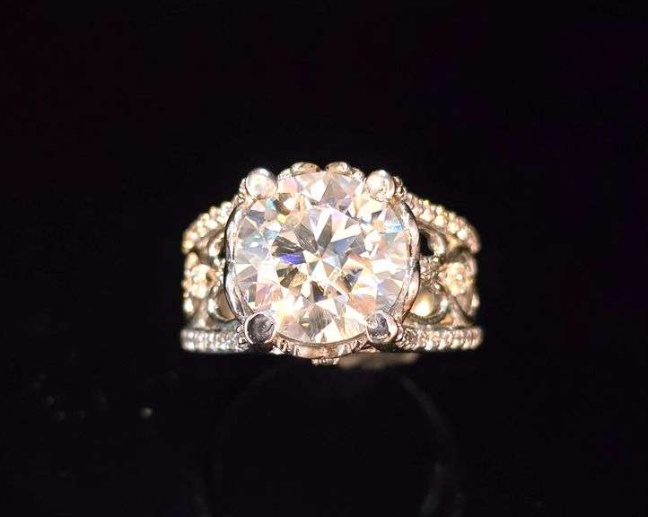 Huge 6.25 Ct Sparkling White E-F Fire Moissanite Ring