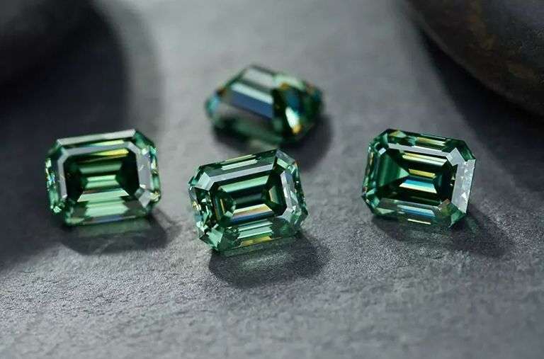 Sparkling 2.5 Cttw 4 Piece Set of Near Flawless Emerald Cut Green Fire Moissanites