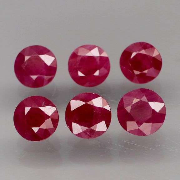 Collectors 6.82ct PIGEONS BLOOD Burmese Ruby set!!!