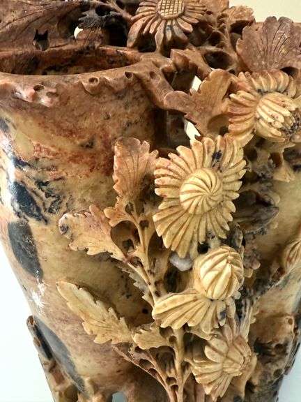 Very collectable Vintage Jade Stone Vintage Hand Carved Jade Stone Vase