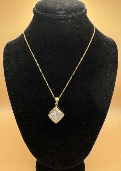 FANCY 14K YELLOW GOLD SQUARE SHAPE PAVE SET DIAMOND PENDANT NECKLACE