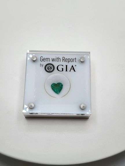 GIA Certified 1.92 CT Emerald